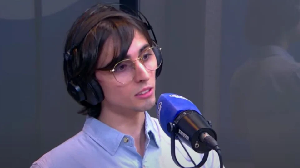 ‘Como prefeito, vou querer ter uma Câmara Municipal totalmente independente’, diz Amom Mandel