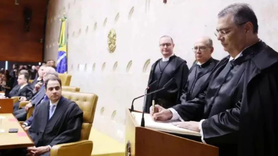 STF pode diminuir bancada conservadora e favorecer Lula