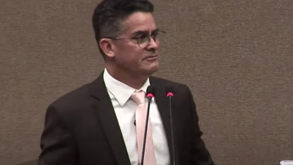 David Almeida na Câmara: mensagem anual repete rotina sem novidades