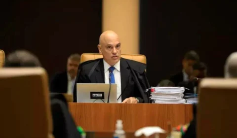 Contra Moraes, STF mantém mandato de deputados