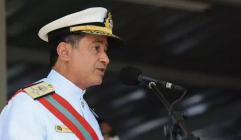 Ex-comandante da Marinha diz que ‘situação política’ levou PF à sua casa