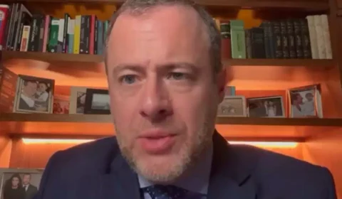 Foi cedida pelo STF cópia da ‘minuta de golpe’ apreendida com Bolsonaro, diz defesa