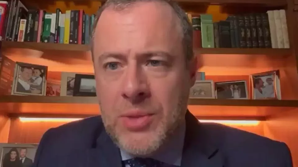 Foi cedida pelo STF cópia da ‘minuta de golpe’ apreendida com Bolsonaro, diz defesa