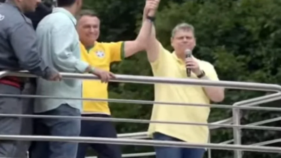 Tarcísio defende liberdade e segurança jurídica em ato pró-Bolsonaro