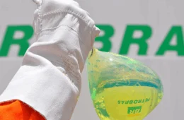 Presidente da Petrobras causa desconforto durante discussão da PL dos Biocombustíveis