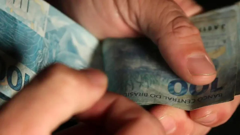 Setor de serviços cresce e lidera registro de empresas formais no Amazonas