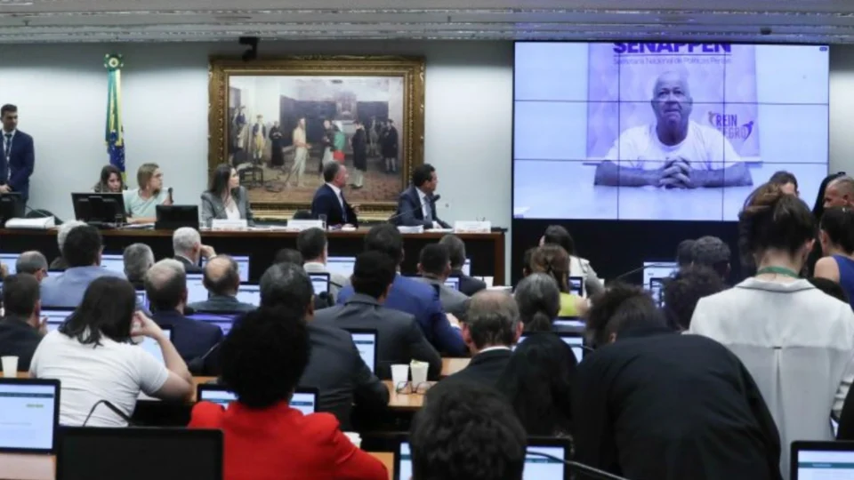 CCJ da Câmara adia decisão sobre prisão do deputado Chiquinho Brazão