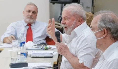 Orientação para reter dividendos veio de Lula, afirma Prates