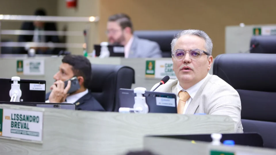 Veto a PL que busca ensinar educação financeira nas escolas é derrubado na CMM