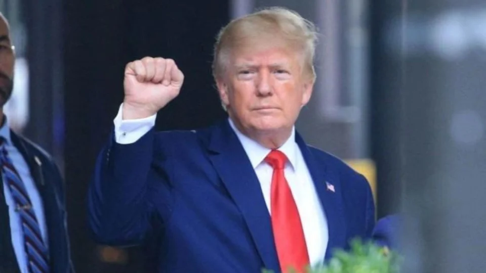 Suprema Corte dos EUA decide que Trump pode concorrer às eleições