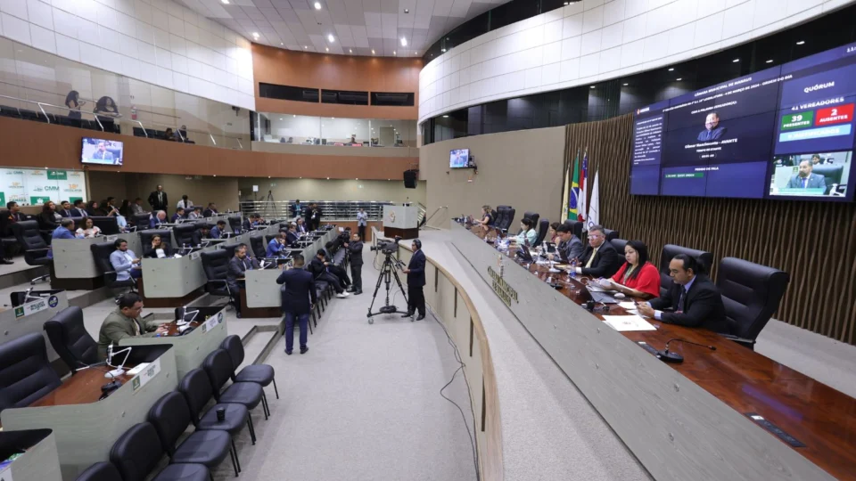 Câmara aprova reajuste salarial de servidores da Semef e PGM