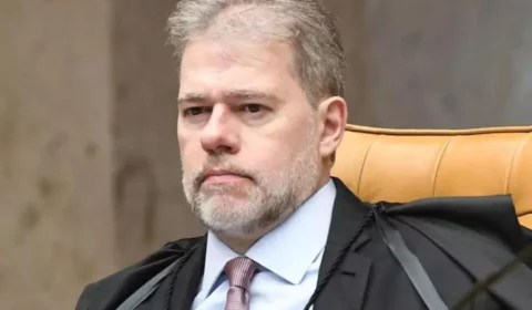 Toffoli pede vista e suspende caso do porte de drogas