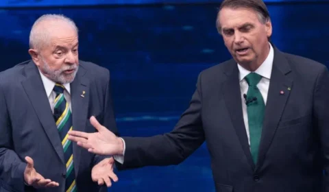 Mesmo inelegível, Bolsonaro aparece na frente de Lula em pesquisa