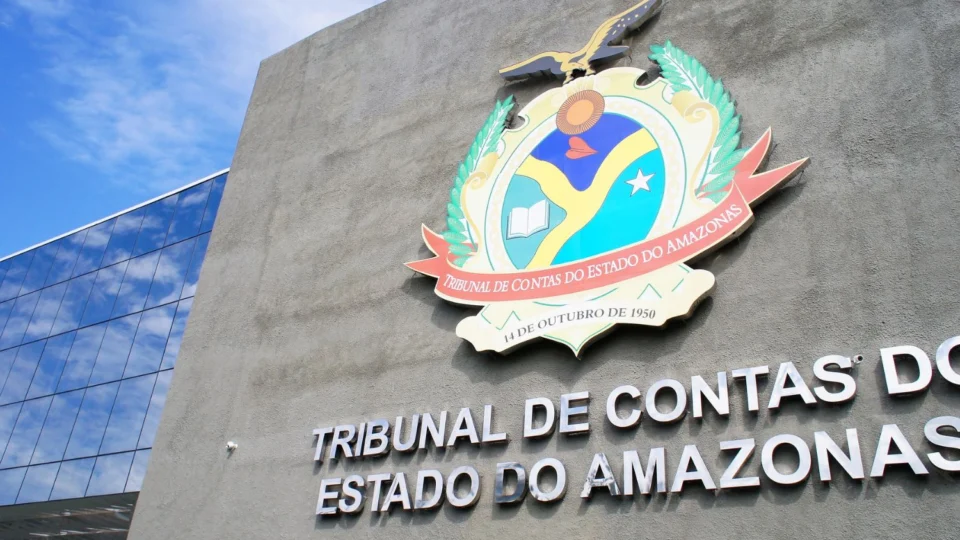 TCE-AM se recusa a esclarecer cumprimento de decisão judicial