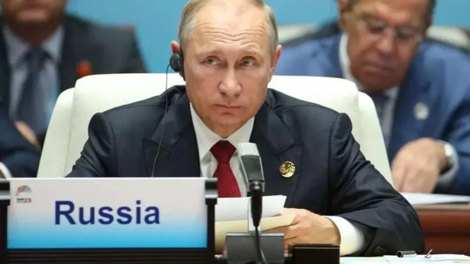 Putin comandará Rússia até 2030, após contestada reeleição com 87%