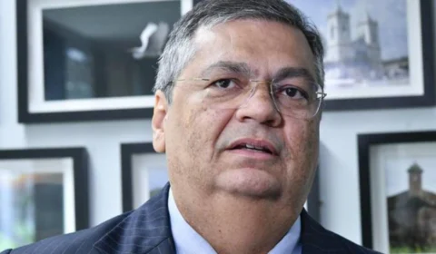 Defesa de réus do 8 de Janeiro pede impedimento de Flávio Dino