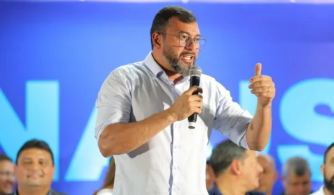 Wilson Lima sinaliza separação política com David Almeida