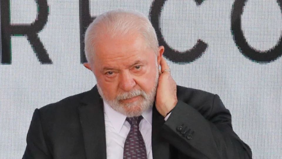 Lula reduz carne da marmita de refugiados em Roraima