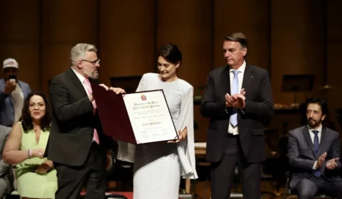 Digilio a Michelle Bolsonaro: “O diabo está te atacando, pois você é ameaça”