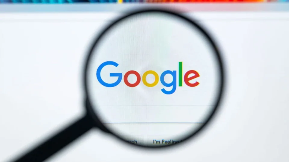 Google veta impulsionamento eleitoral em 2024 após exigências do TSE