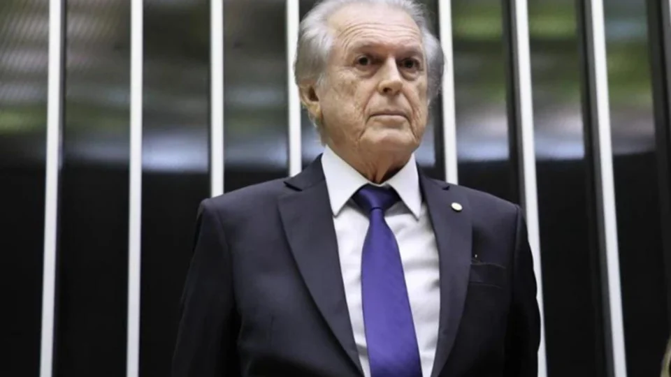 Nunes Marques manda PF investigar Bivar por ameaças a Rueda e incêndios