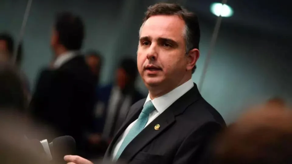 Deputados criticam Pacheco: ‘omisso, frouxo e covarde’