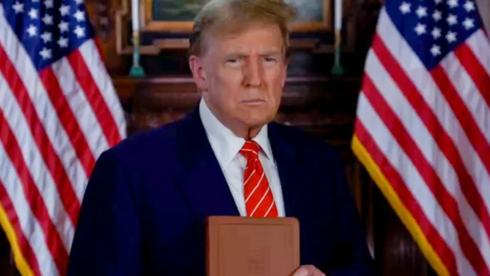 Juiz multa Trump em US$ 9 mil durante histórico e ameaça prendê-lo