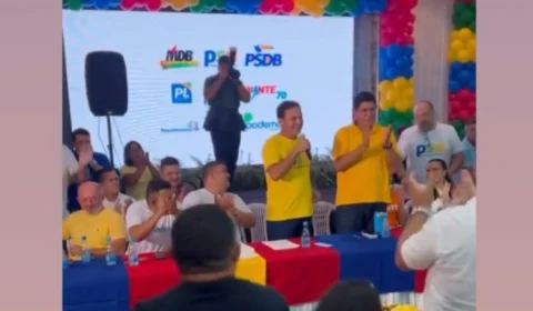 Prova de que esquerda de Omar ‘roubou’ PL no Amazonas é revelada em ato político em Parintins