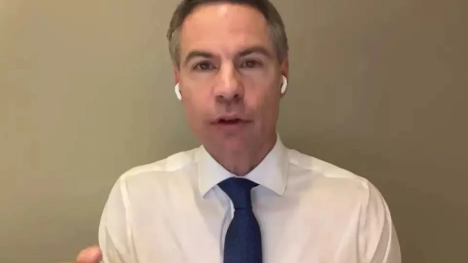 Jornalista americano diz que Lula participa de impulso ao totalitarismo