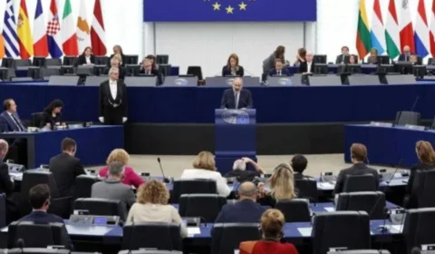 Delegação brasileira desembarca em Bruxelas para expor ‘abusos do Judiciário’ à União Europeia