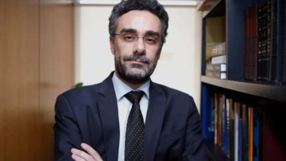 Decisão de Moraes sobre Musk tem “equívocos jurídicos”, diz especialista