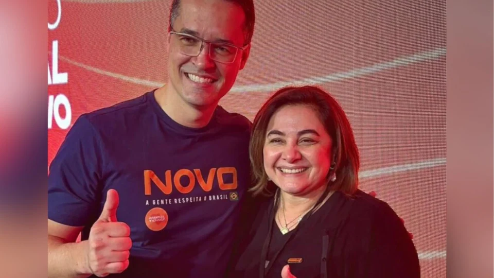 Ao lado do ex-deputado Deltan Dallagnol, Maria do Carmo lança pré-candidatura, neste sábado