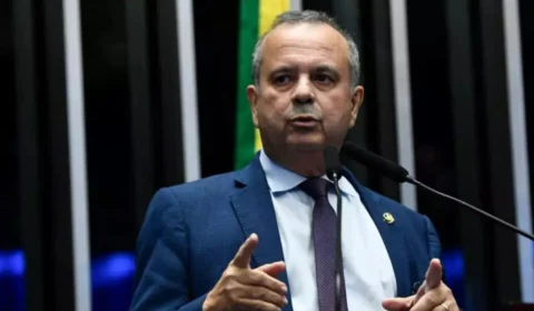 Líder da oposição diz que ação da OAB ‘visa amordaçar e calar um deputado’