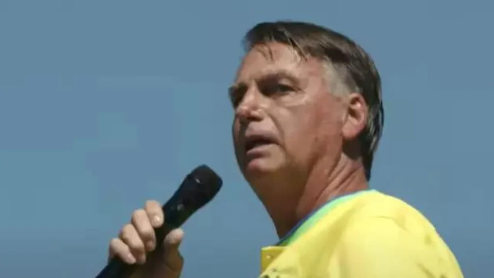 Bolsonaro menciona Elon Musk e exalta liberdade de expressão