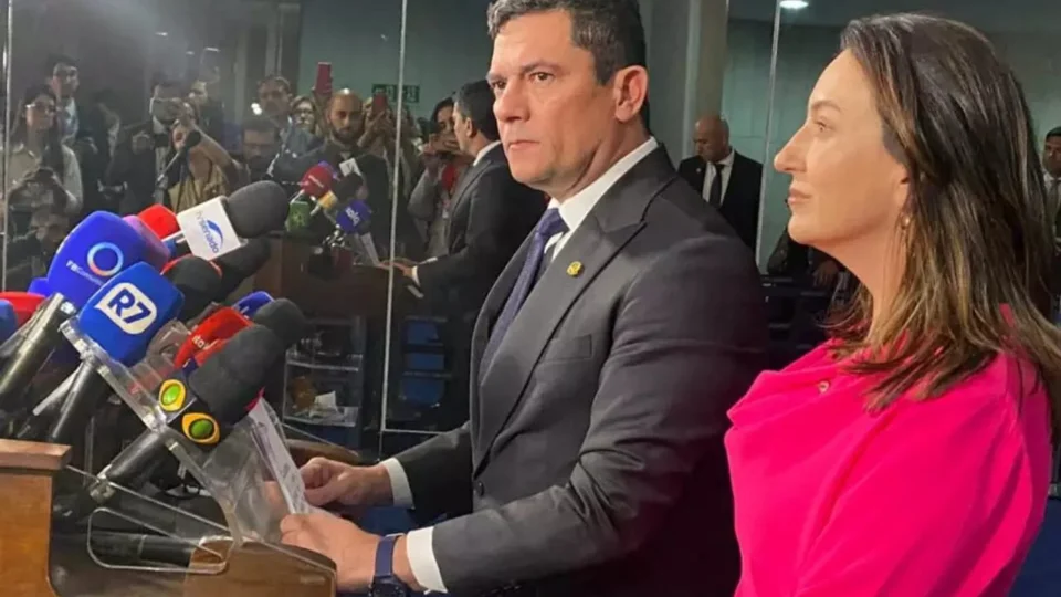 ‘Há juiz em Curitiba’, diz Moro após manutenção do mandato pelo TRE-PR