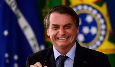 PGR não vê motivos para prender Bolsonaro por estadia em embaixada