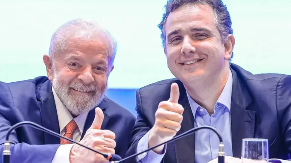 A pedido de Lula, Pacheco adia votação de vetos