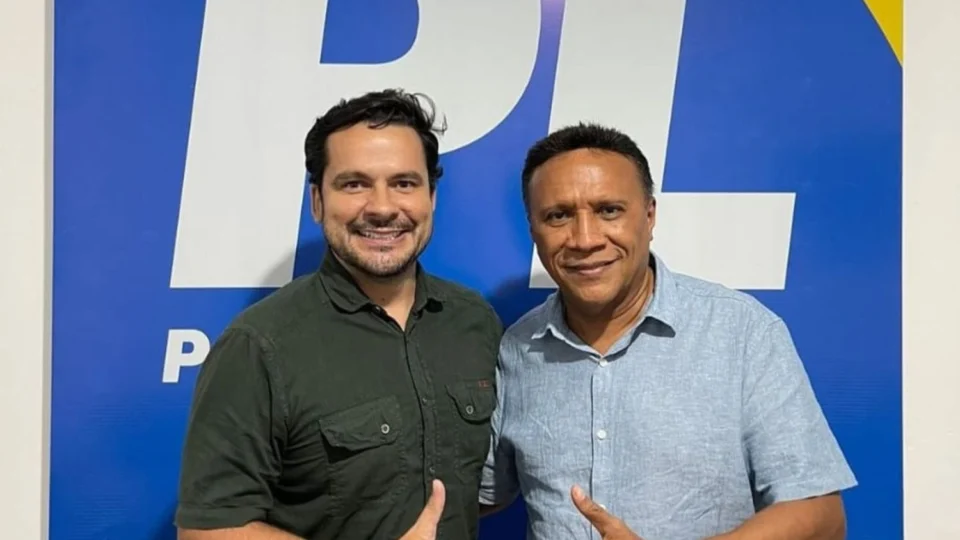 Vereador Marcel Alexandre deixa partido de David Almeida e se filia ao PL