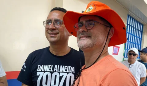 TRE-AM mantém David Almeida elegível e assegura mandato do irmão do prefeito