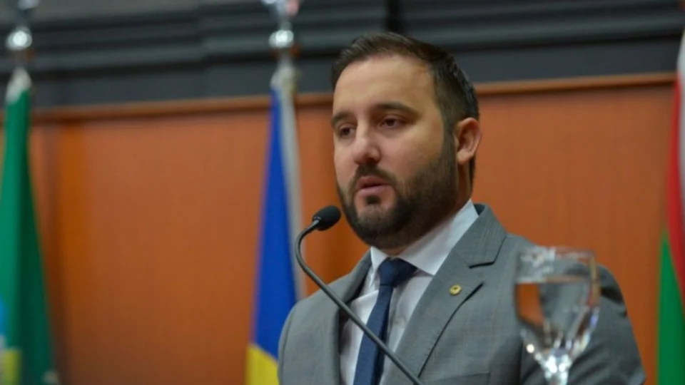 Deputado de Roraima e empresário trocam socos em restaurante