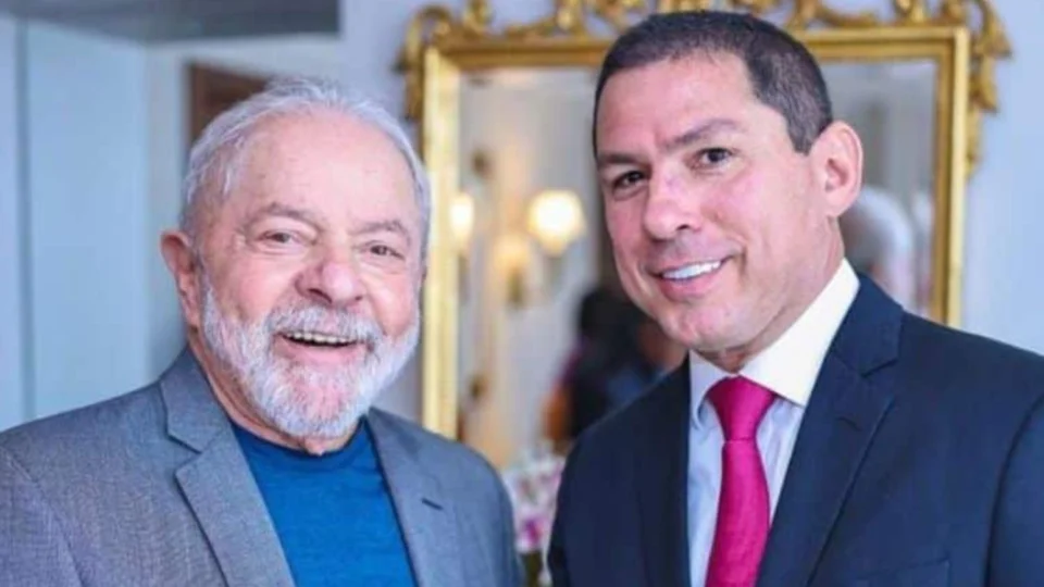 Marcelo Ramos recebe convite de Lula para ser candidato a prefeito de Manaus e vai se filiar ao PT