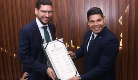 Aleam concede a Medalha Ruy Araújo ao empresário Mário Abrahão, por iniciativa de Mário César Filho
