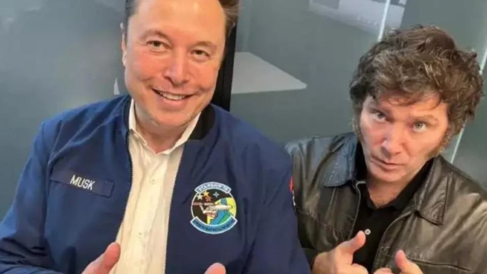 Milei se encontra com Elon Musk durante viagem aos EUA