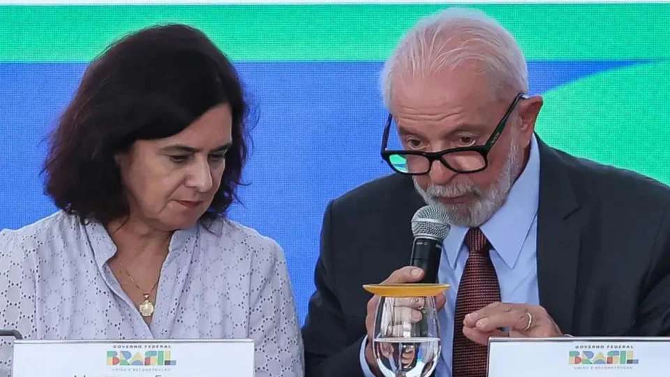 Brasil sob governo Lula bate recorde de mortes causadas por dengue e passa de 3 milhões de casos