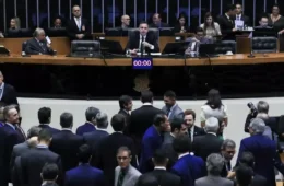 Congresso adia análise do veto à saidinhas de presos