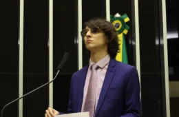 Lei sobre levantamento de demanda em creches é sancionada, com relatoria de Amom