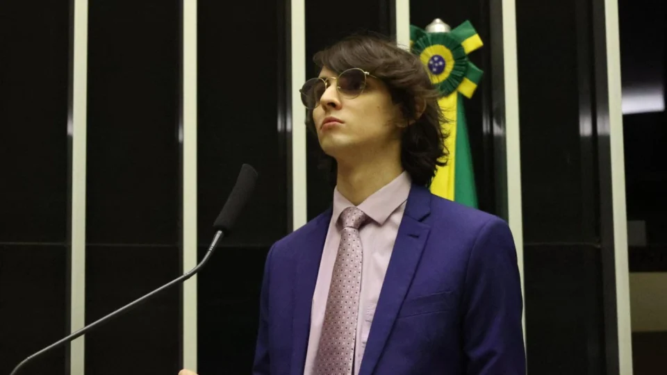 Lei sobre levantamento de demanda em creches é sancionada, com relatoria de Amom