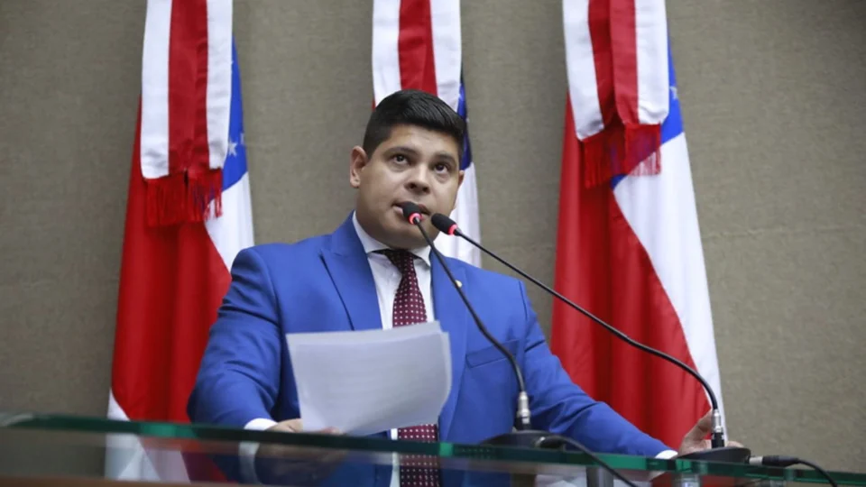 Projeto garante até dois acompanhantes aos PcDs nas unidades de saúde do Amazonas