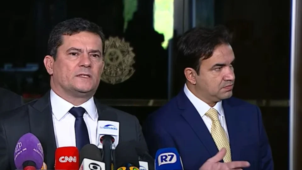 Moro descarta candidatura à presidência e acena a Caiado