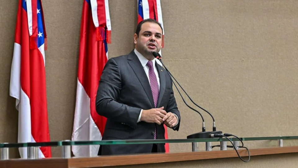 Lei de Roberto Cidade fortalece legislação de proteção à criança e ao adolescente